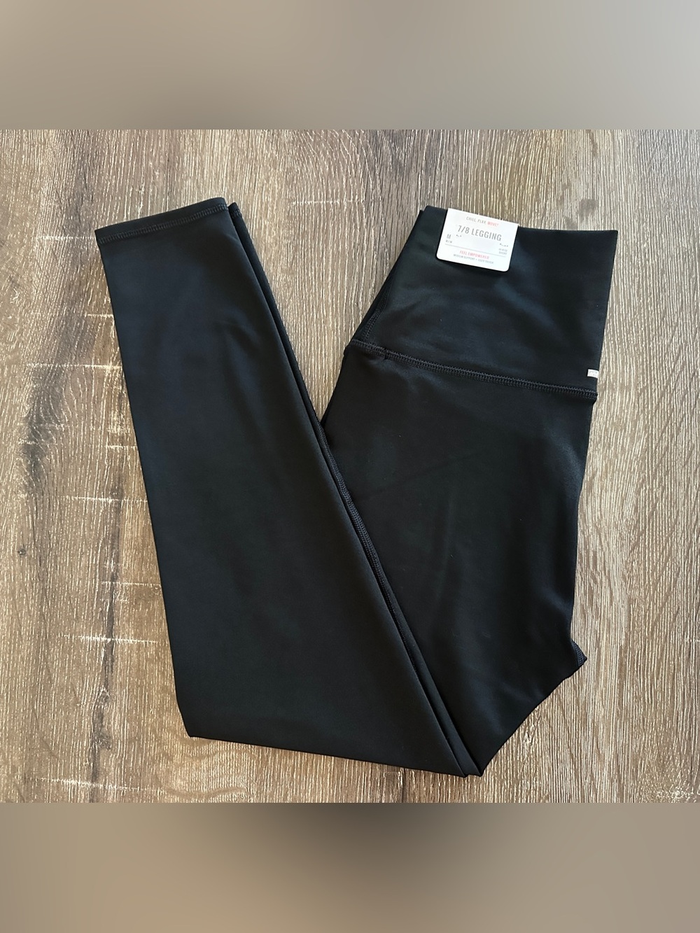 Aerie - Feel Empowered 7/8 Leggings - High Rise - Medium Support - Size M - NWT